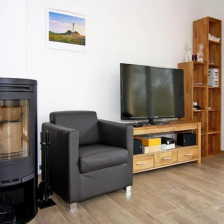 Holiday home Doppelhaushaelfte Sprotte Am Breetzer Bodden In